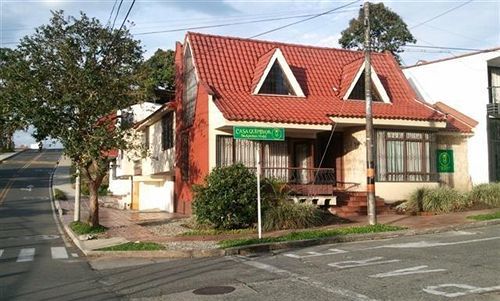 Casa En Llamas Pensión 2*